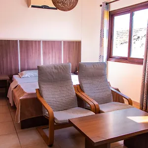 Lakis Court Apartment Larnaca